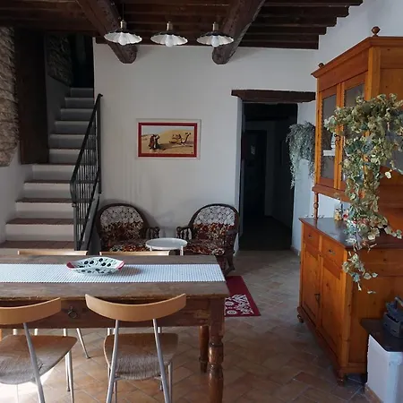 La Fenice E Il Lupo Holiday home *