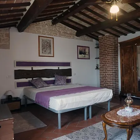 Holiday home La Fenice E Il Lupo *