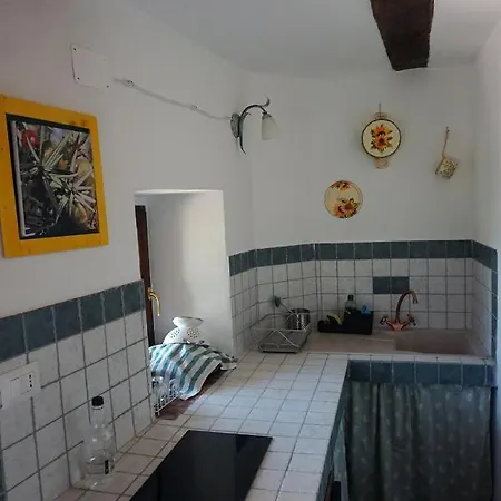 Holiday home La Fenice E Il Lupo *